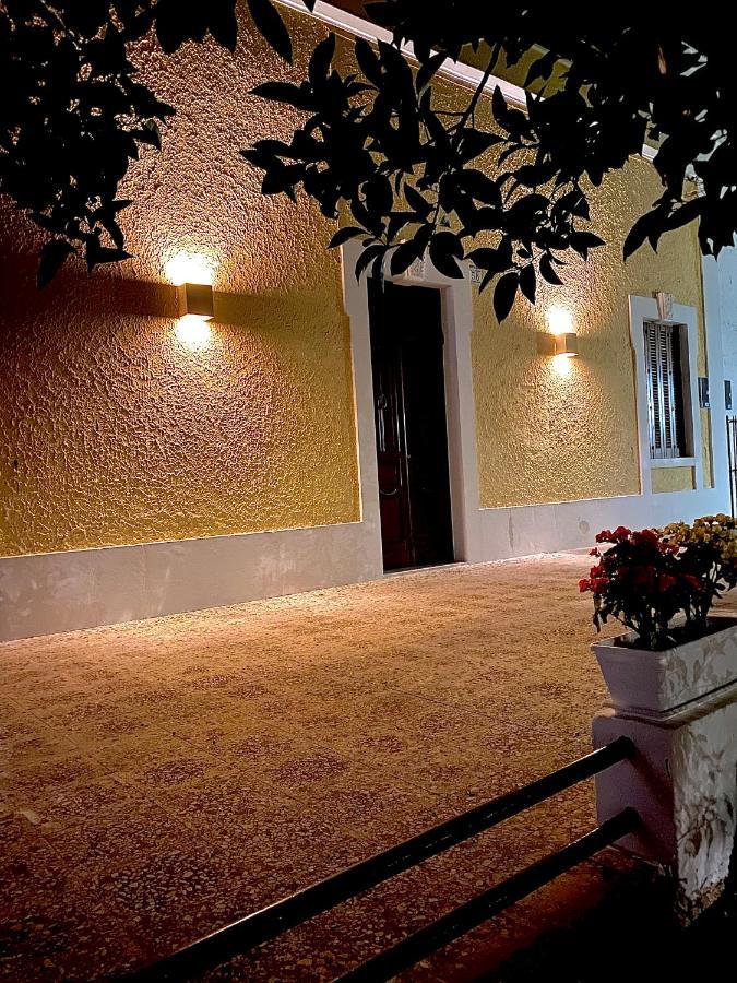 Villa Ricciardi-Suite Famigliare 1-Zona Ostuni Монтальбано Экстерьер фото